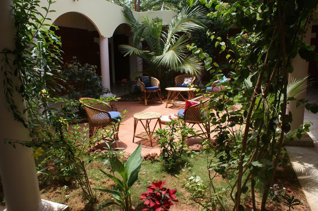 Ashiyana Cliff And Beach Resort Varkala Exteriör bild